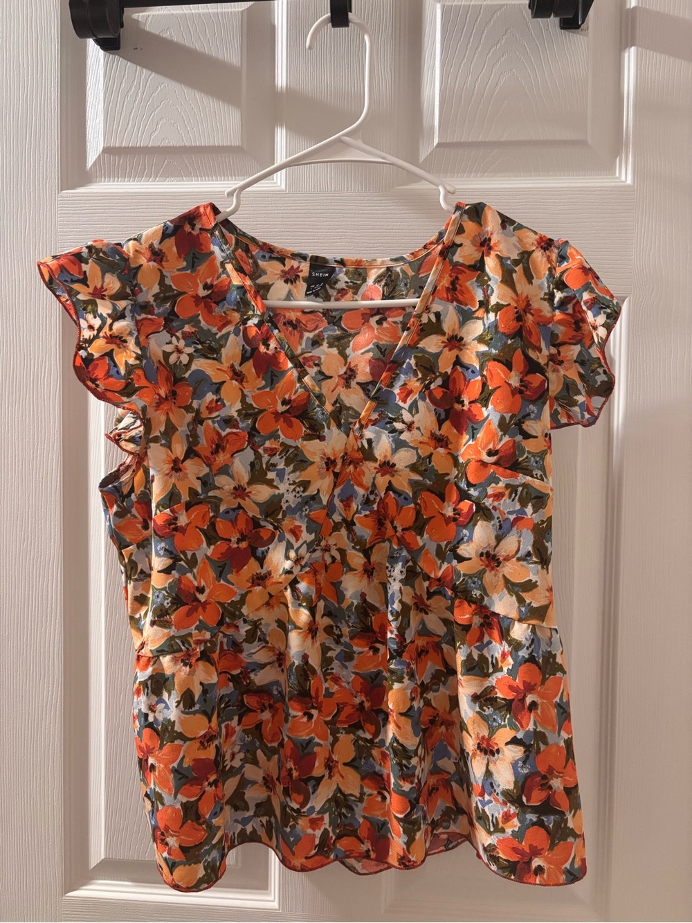 SHEIN Orange Floral V-Neck Ruffle Sleeve Top